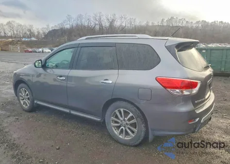 2015 Nissan Pathfinder S z USA, uszkodzony, nr VIN 5N1AR2MM8FC649325